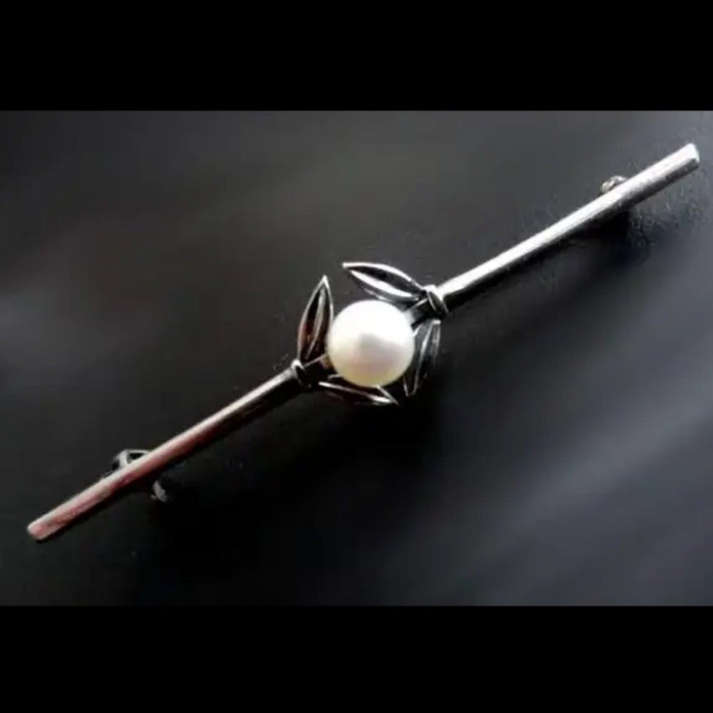 Mikimoto Sterling Cultured Pearl Brooch 6mm Pearl